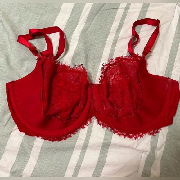 Victoria’s Secret | Dream Angels Unlined Balconette Bra - Picture 3 of 8